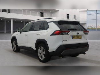 Used Toyota RAV4 2020 for sale - 77658929: Photo