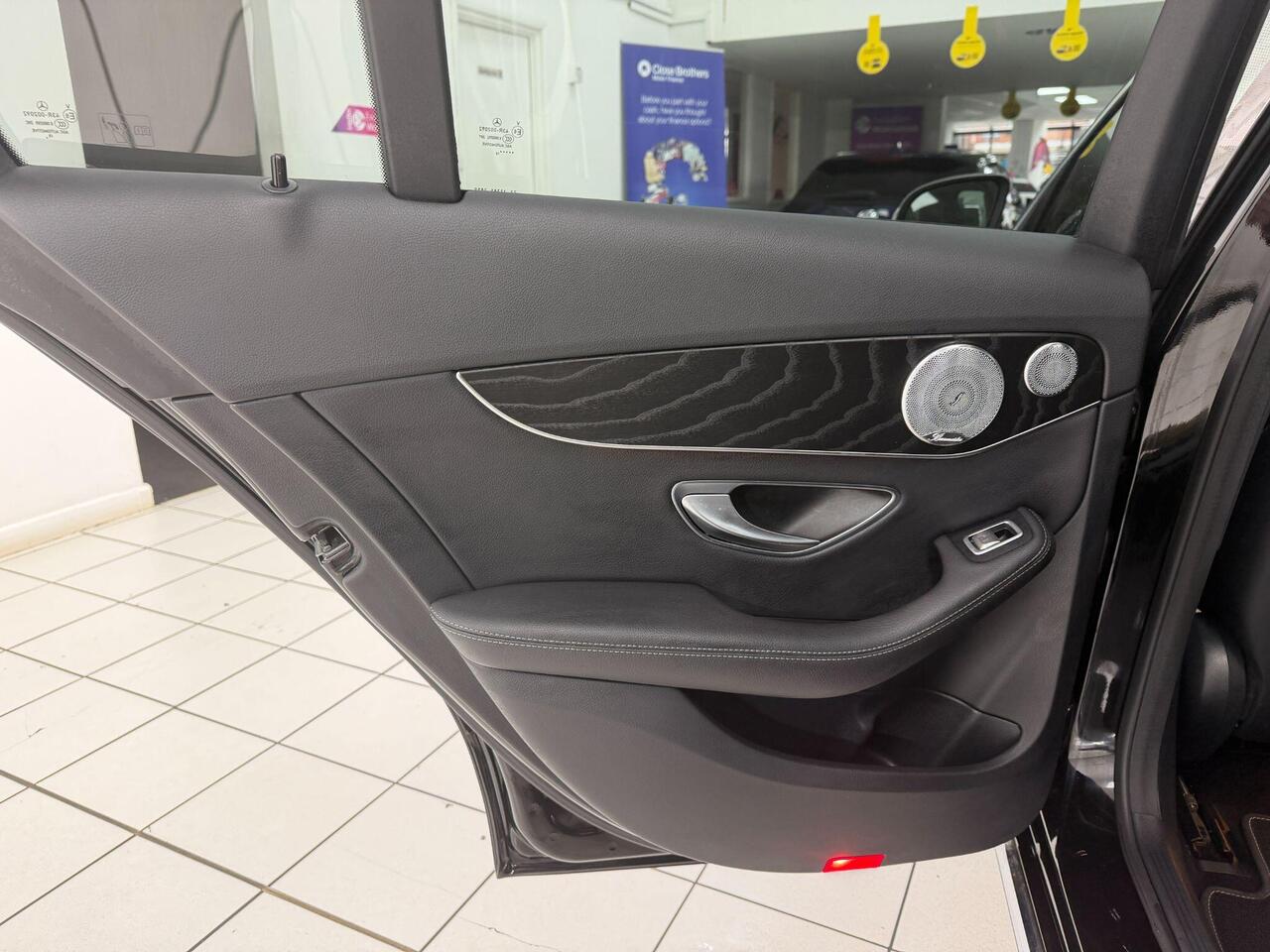 Used Mercedes-Benz C Class 2016 for sale - 77884271: Photo 38