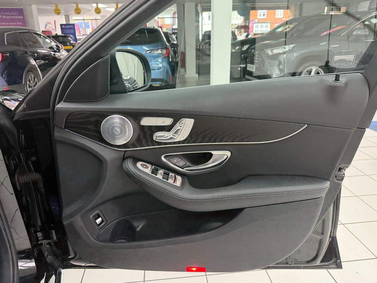 Used Mercedes-Benz C Class 2016 for sale - 77884271: Photo 40