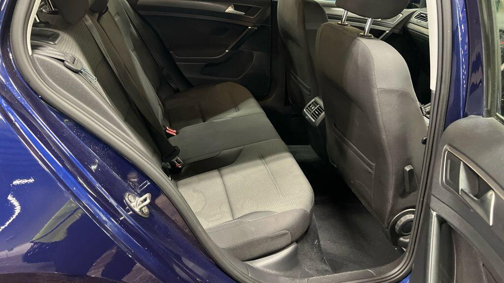 Used Volkswagen Golf 2018 for sale - 76899525: Photo 19
