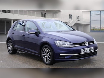 Used Volkswagen Golf 2018 for sale - 76899525: Photo