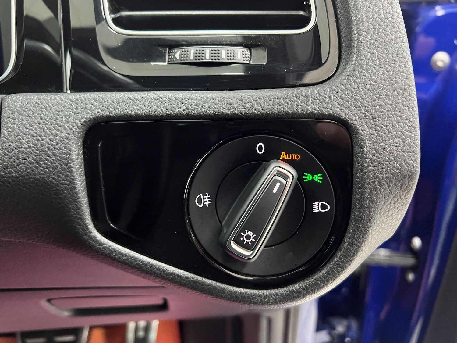 Used Volkswagen Golf 2019 for sale - 77040515: Photo 25