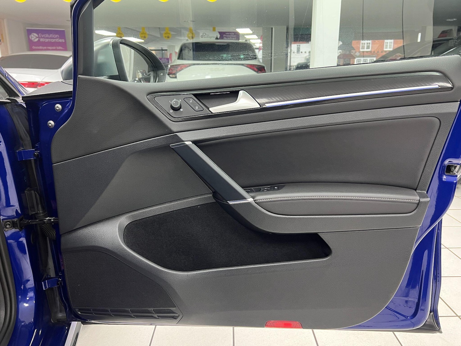 Used Volkswagen Golf 2019 for sale - 77040515: Photo 38