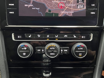 Used Volkswagen Golf 2019 for sale - 77040515: Photo