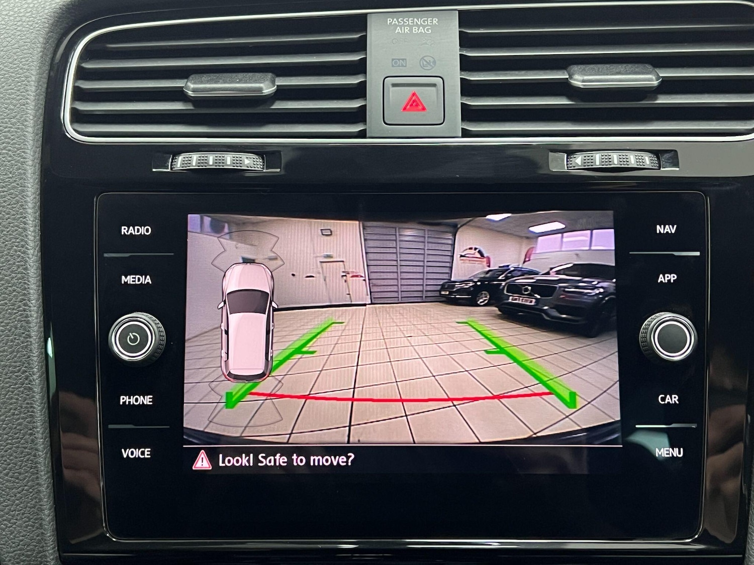 Used Volkswagen Golf 2019 for sale - 77040515: Photo 4