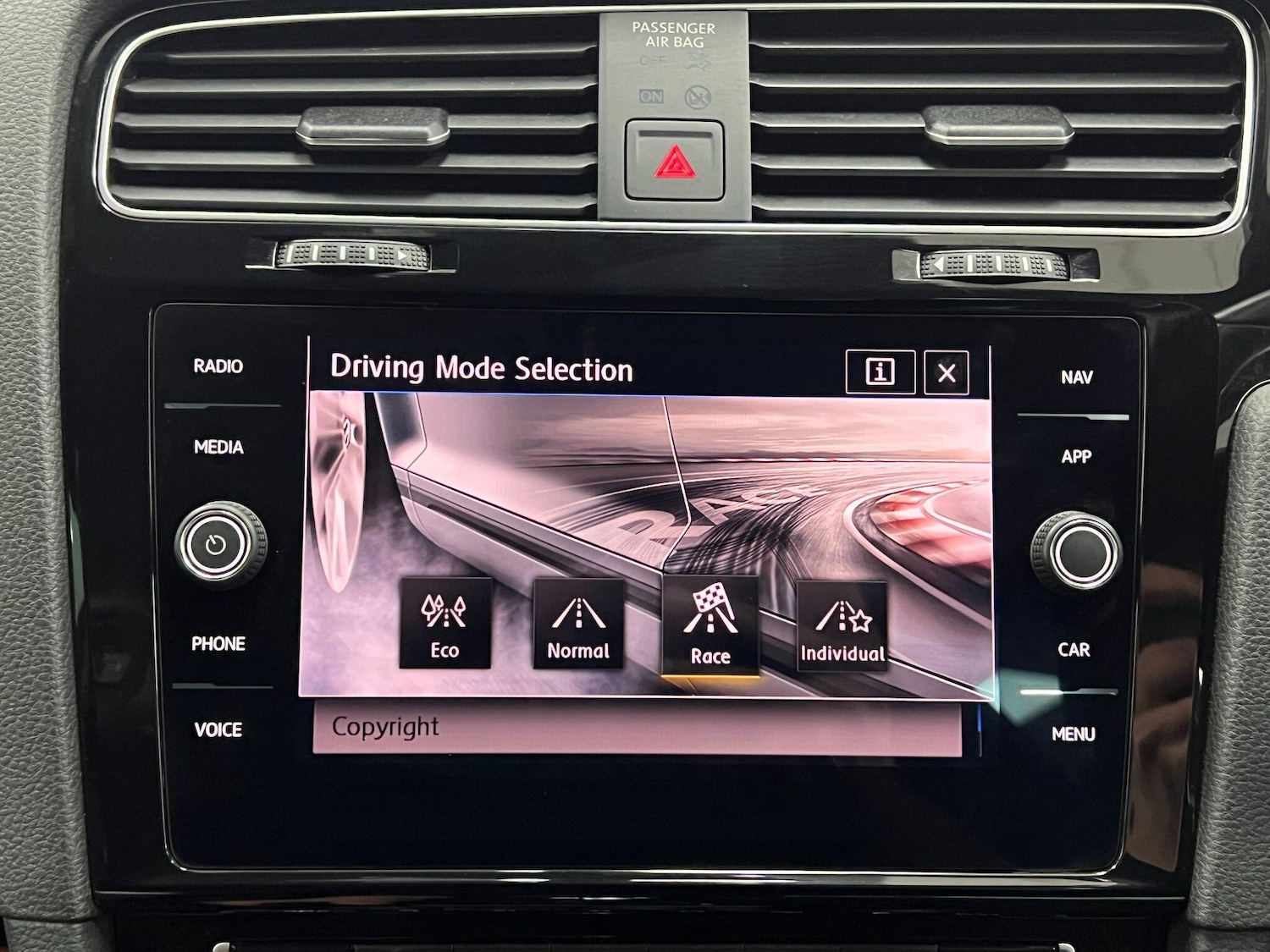 Used Volkswagen Golf 2019 for sale - 77040515: Photo 70