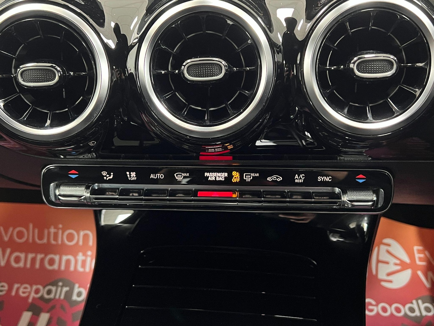 Used Mercedes-Benz A-Class 2018 for sale - 76952263: Photo 93