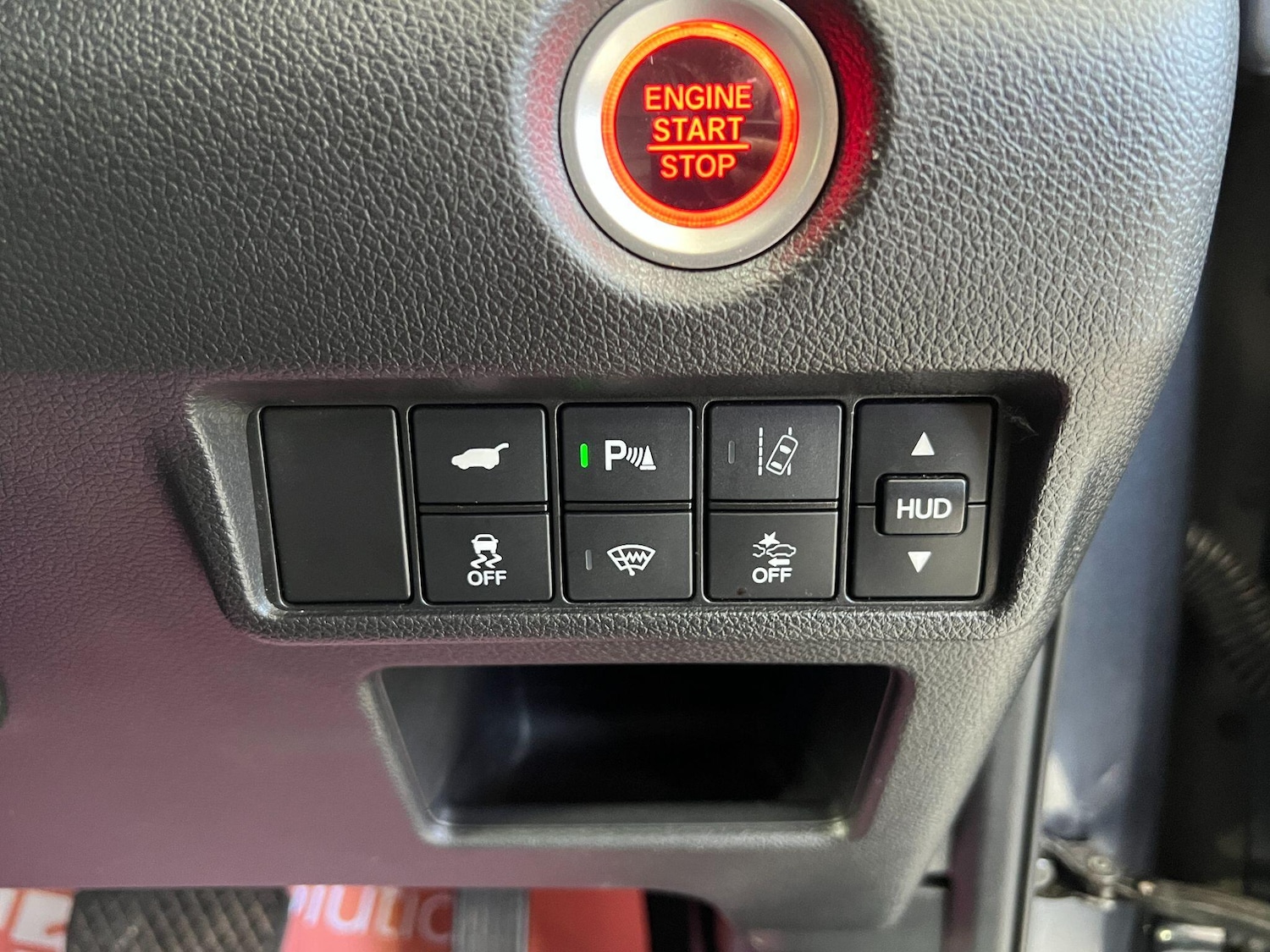 Used Honda CR-V 2018 for sale - 77057468: Photo 29