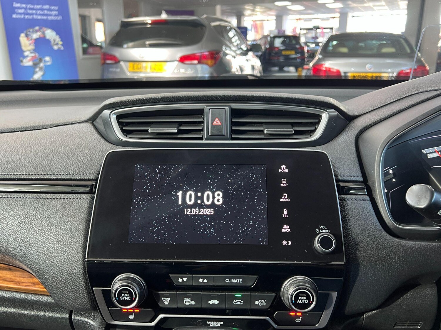 Used Honda CR-V 2018 for sale - 77057468: Photo 45