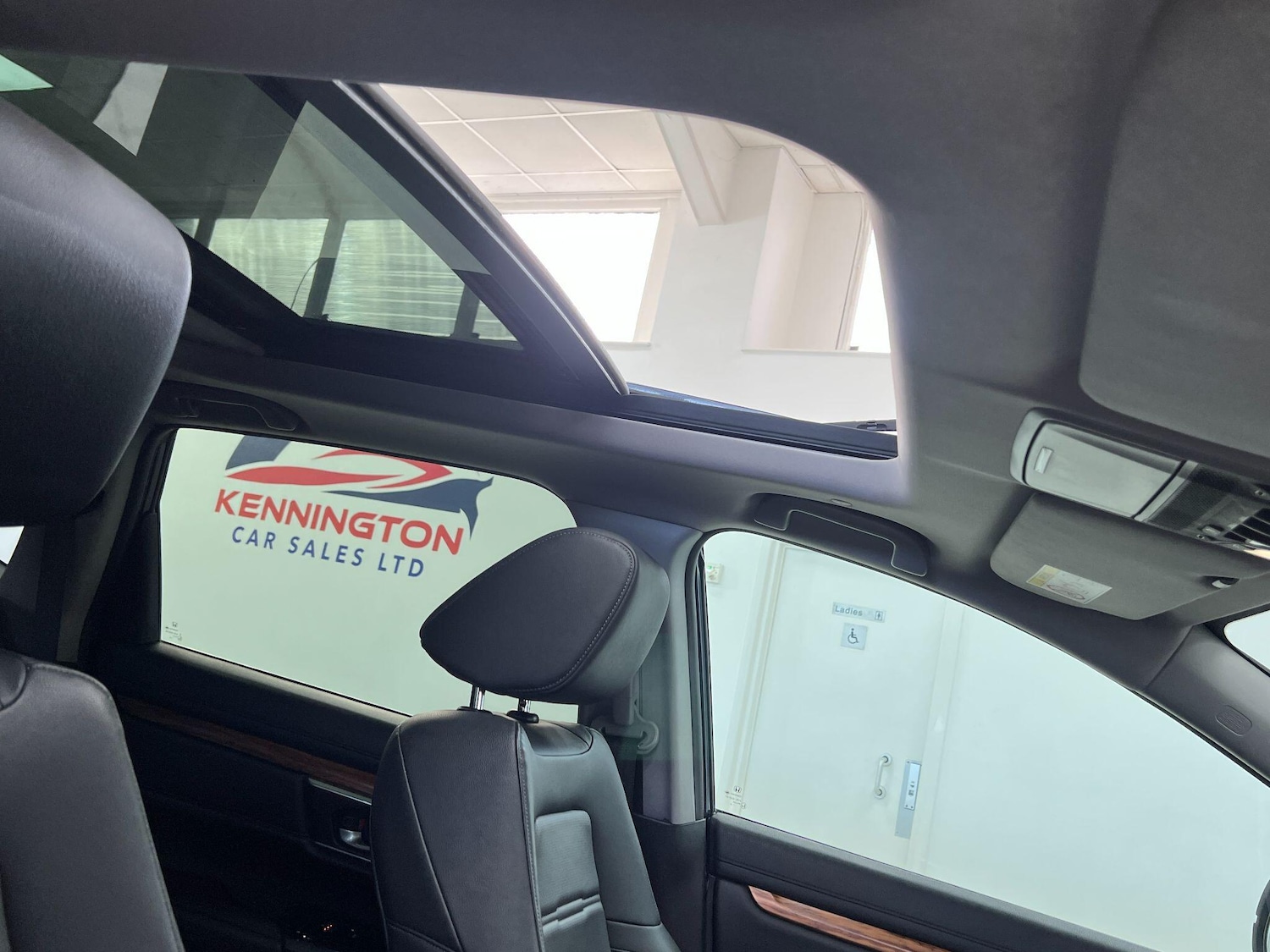 Used Honda CR-V 2018 for sale - 77057468: Photo 72