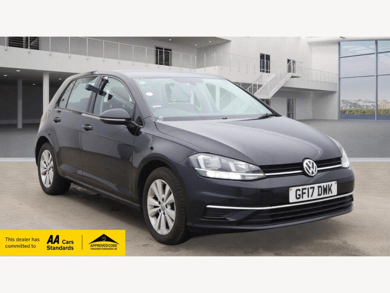 Used Volkswagen Golf 2017 for sale - 77658547: Photo 1