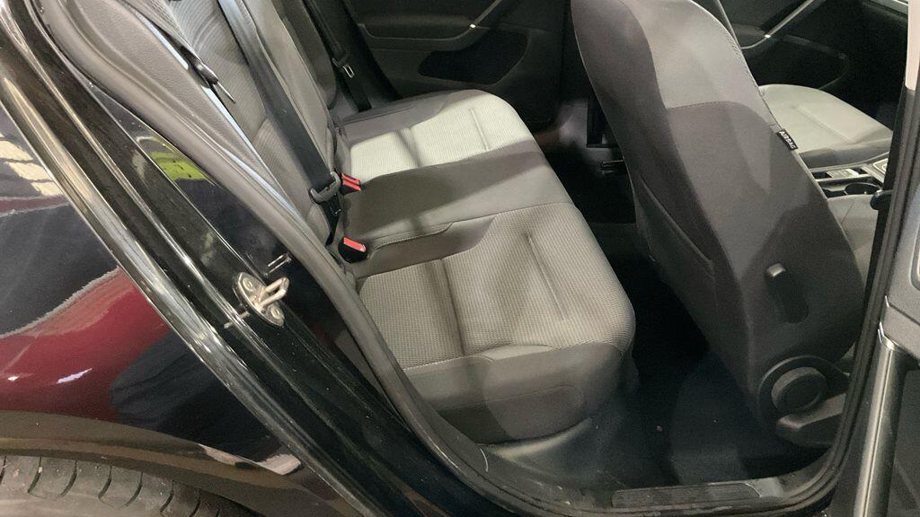 Used Volkswagen Golf 2017 for sale - 77658547: Photo 12