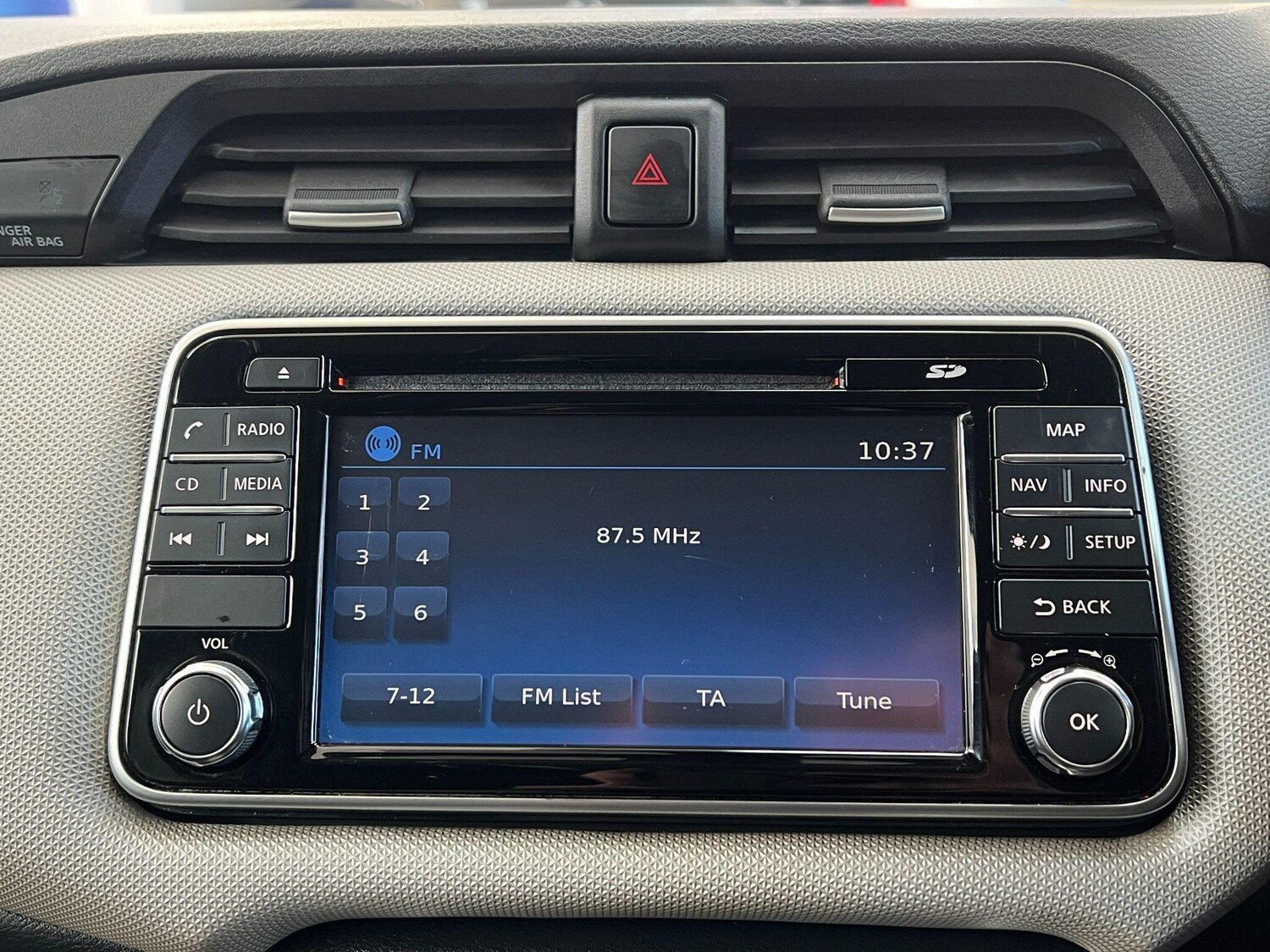 Used Nissan Micra 2017 for sale - 76898399: Photo 40