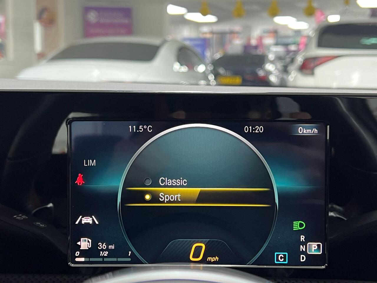 Used Mercedes-Benz A-Class 2018 for sale - 77743920: Photo 90