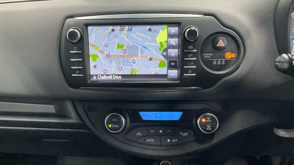 Used Toyota Yaris 2019 for sale - 77040937: Photo 12