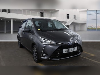 2019 (19) - 1.5 Hybrid Icon Tech 5dr CVT