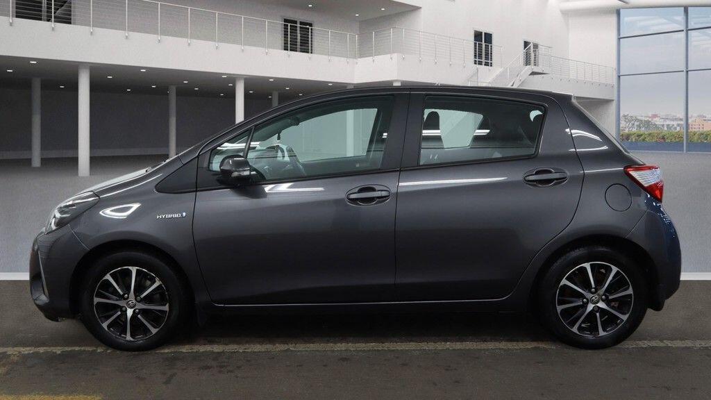 Used Toyota Yaris 2019 for sale - 77040937: Photo 6