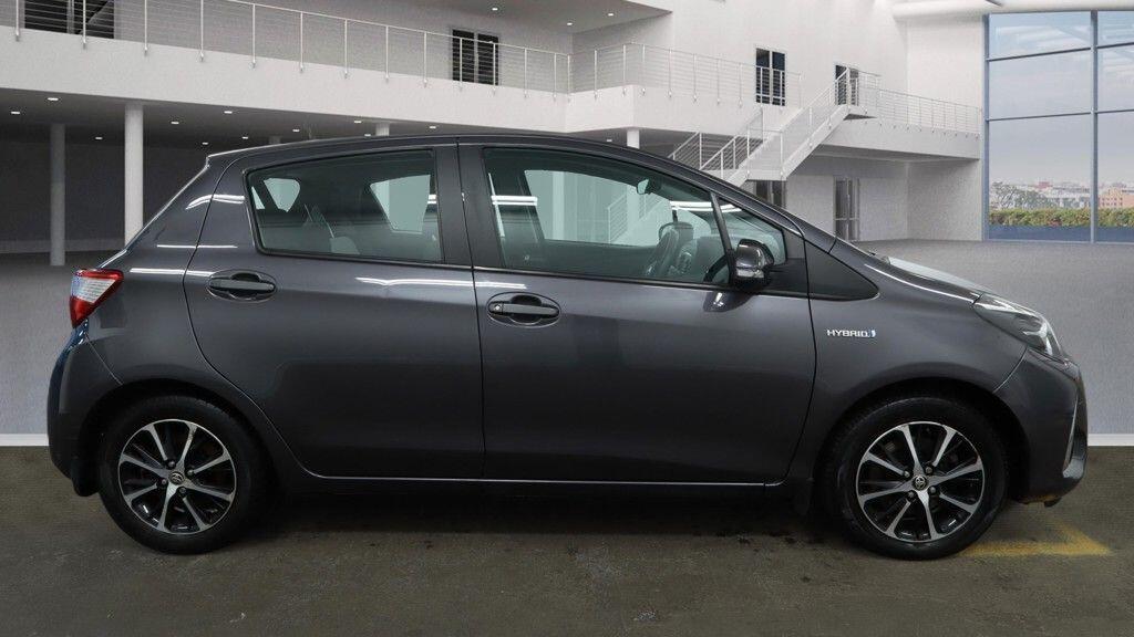 Used Toyota Yaris 2019 for sale - 77040937: Photo 7