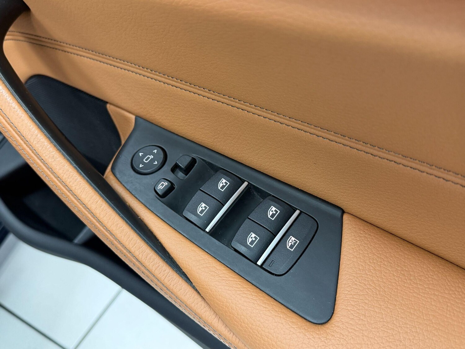 Used BMW 5 Series 2017 for sale - 77585623: Photo 22