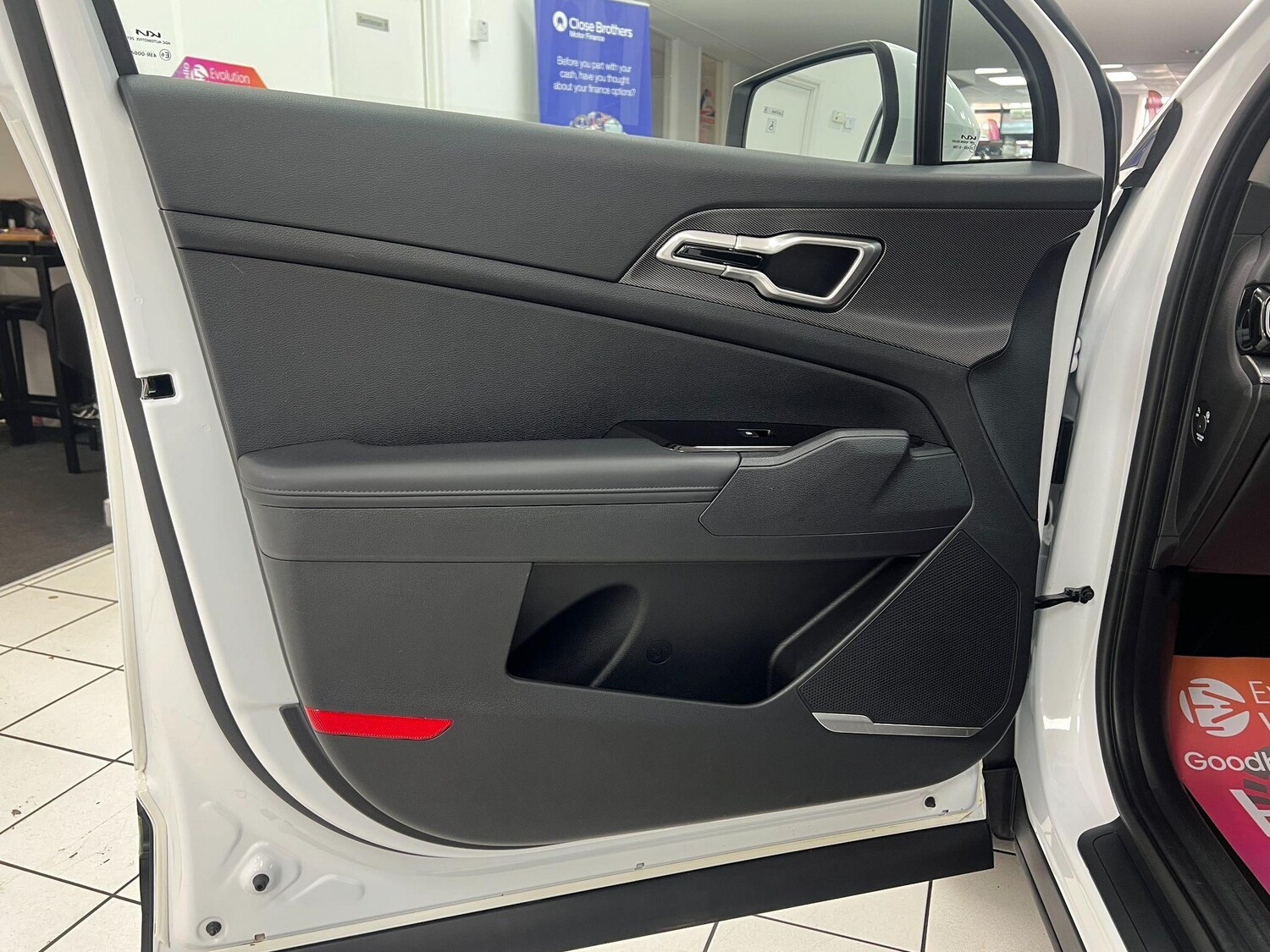 Used Kia Sportage 2023 for sale - 76898403: Photo 32