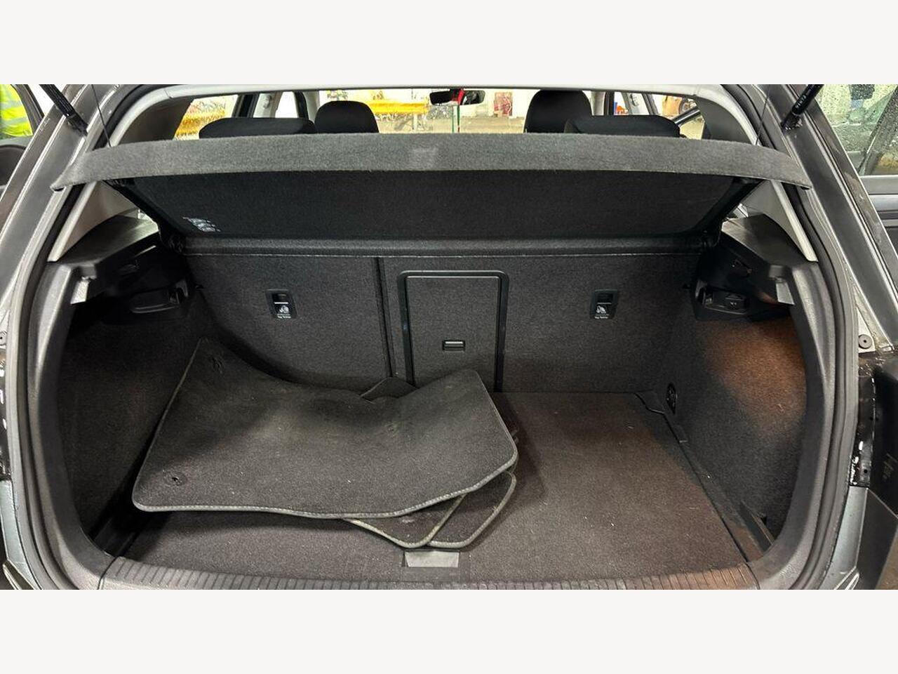 Used Volkswagen Golf 2017 for sale - 78128735: Photo 19