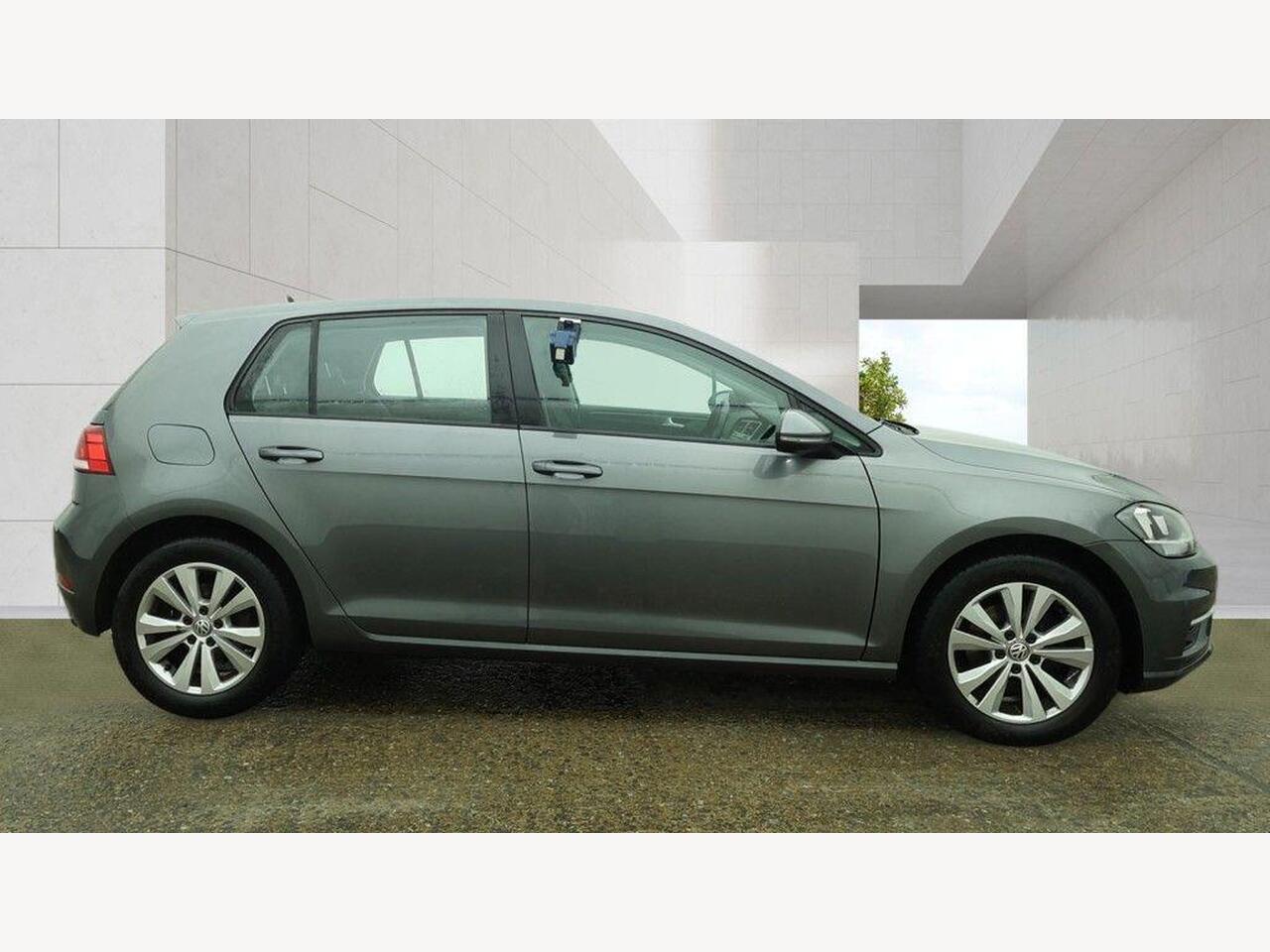 Used Volkswagen Golf 2017 for sale - 78128735: Photo 9