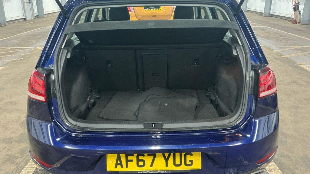 Used Volkswagen Golf 2017 for sale - 77330630: Photo 29