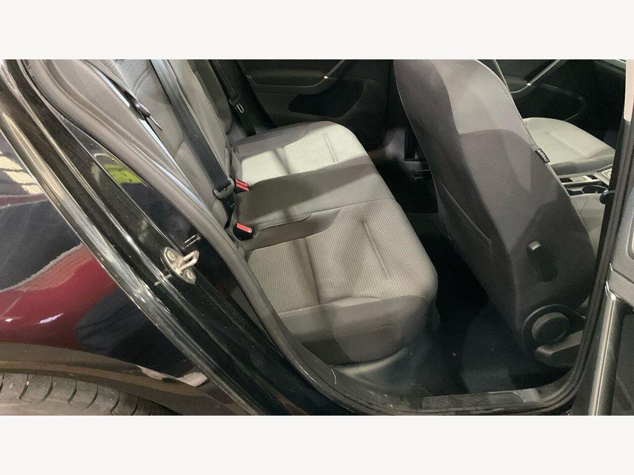 Used Volkswagen Golf 2017 for sale - 77795426: Photo 12