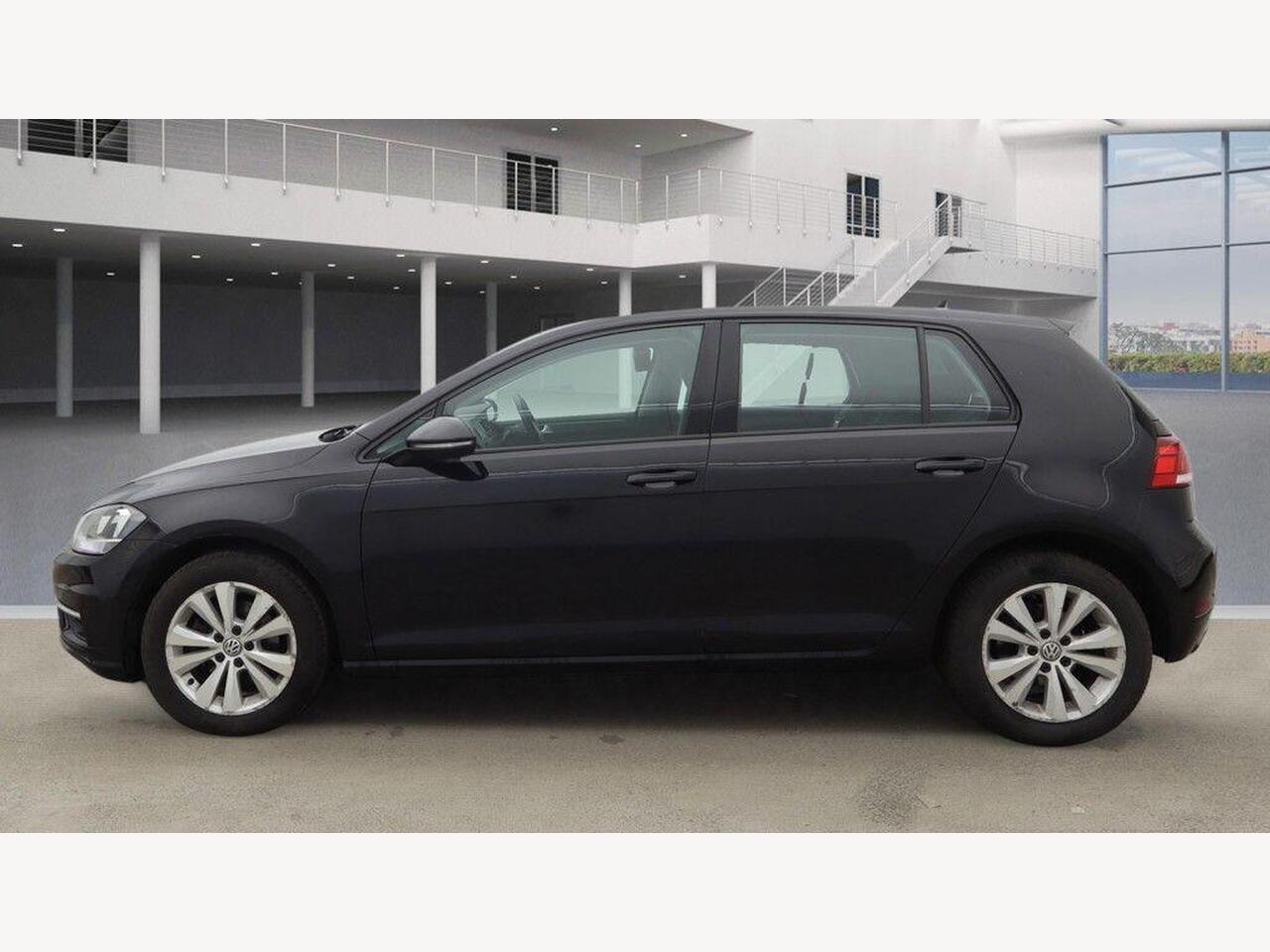 Used Volkswagen Golf 2017 for sale - 77795426: Photo 7
