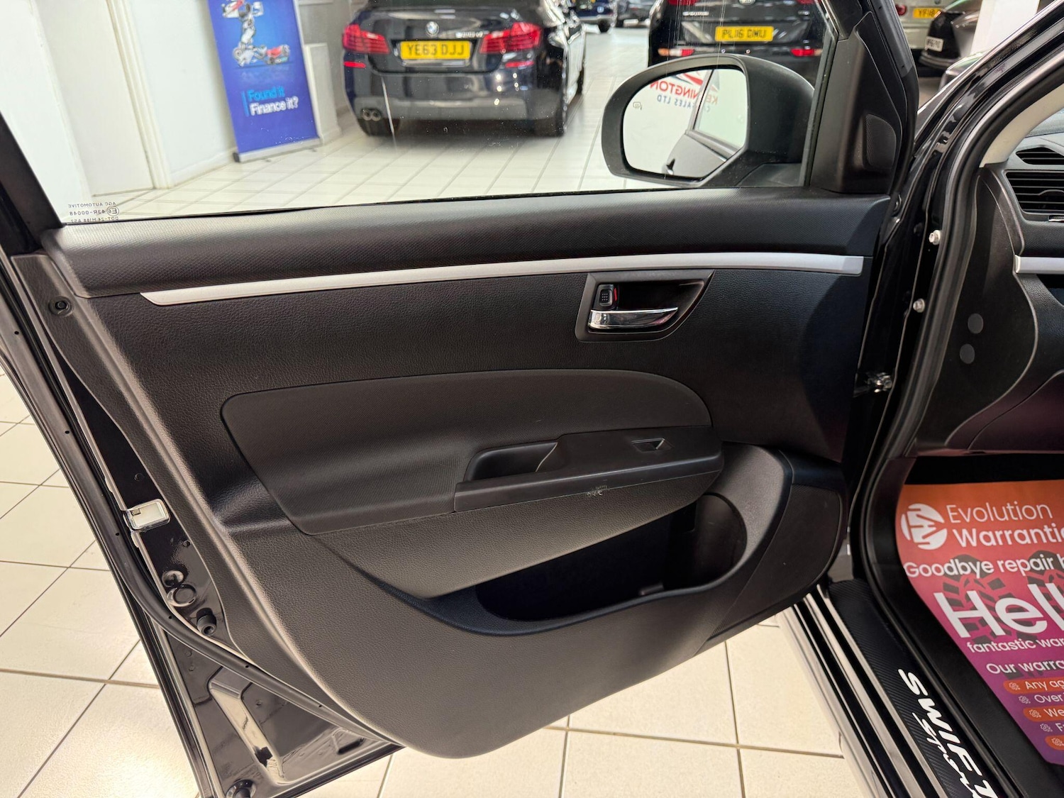 Used Suzuki Swift 2014 for sale - 77057530: Photo 35