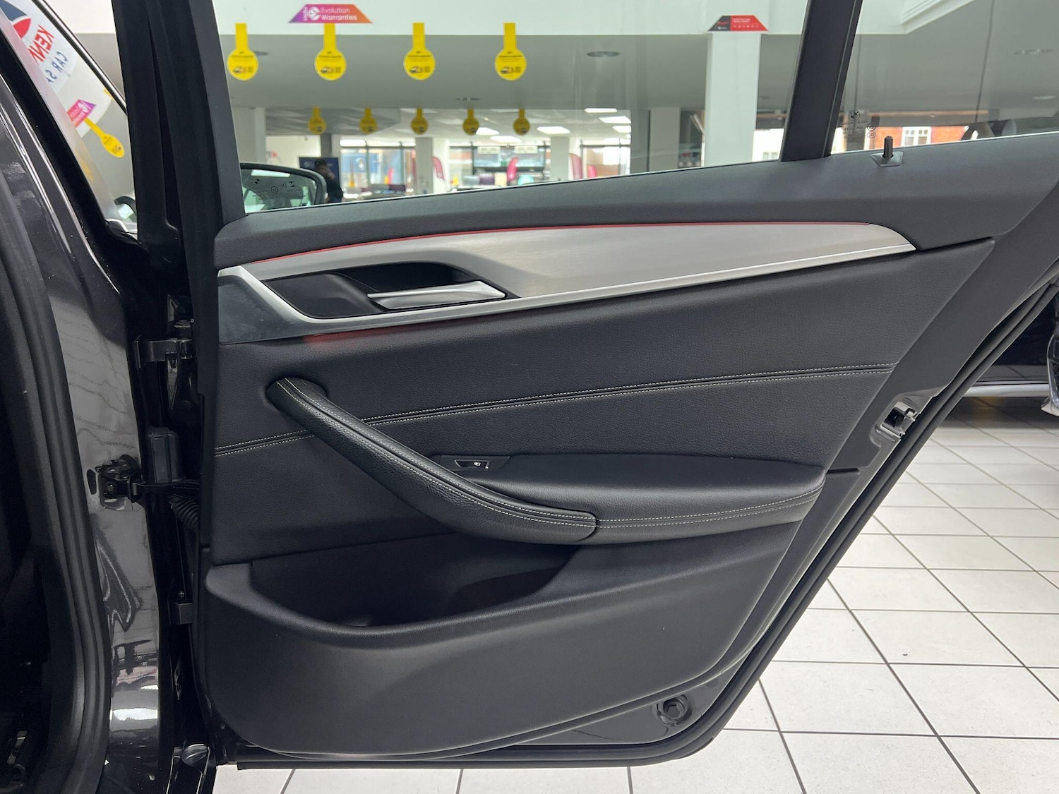 Used BMW 5 Series 2017 for sale - 77559485: Photo 38