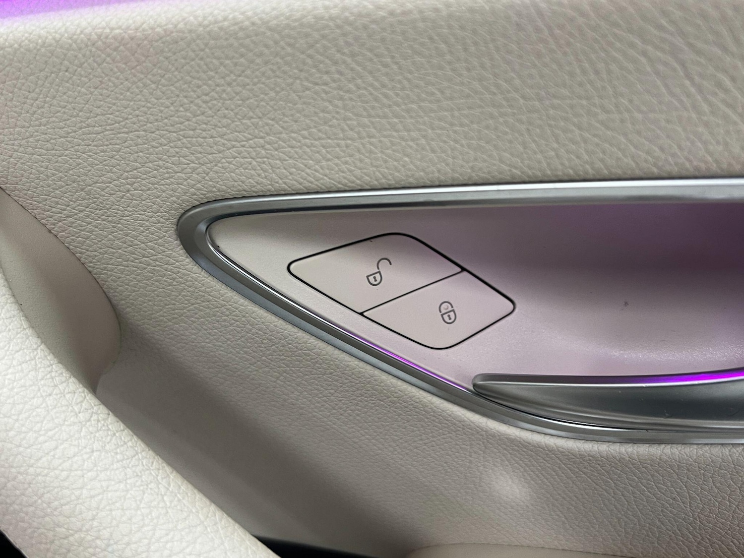 Used Mercedes-Benz E Class 2016 for sale - 77040513: Photo 25