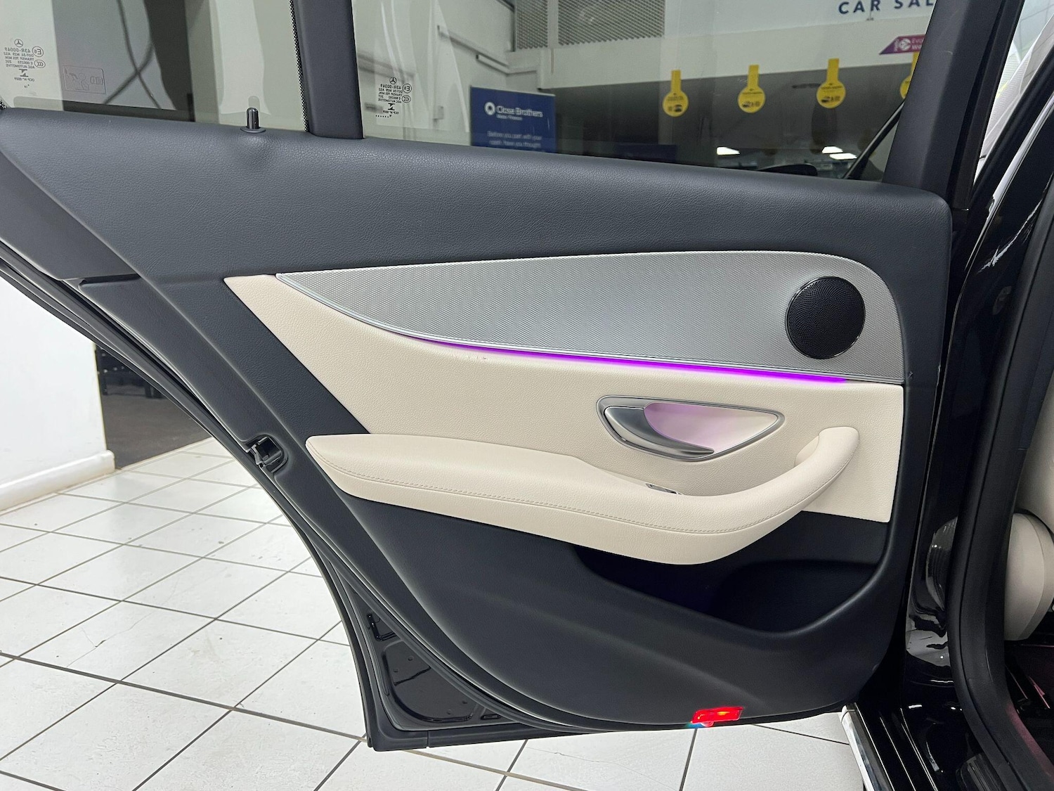 Used Mercedes-Benz E Class 2016 for sale - 77040513: Photo 35