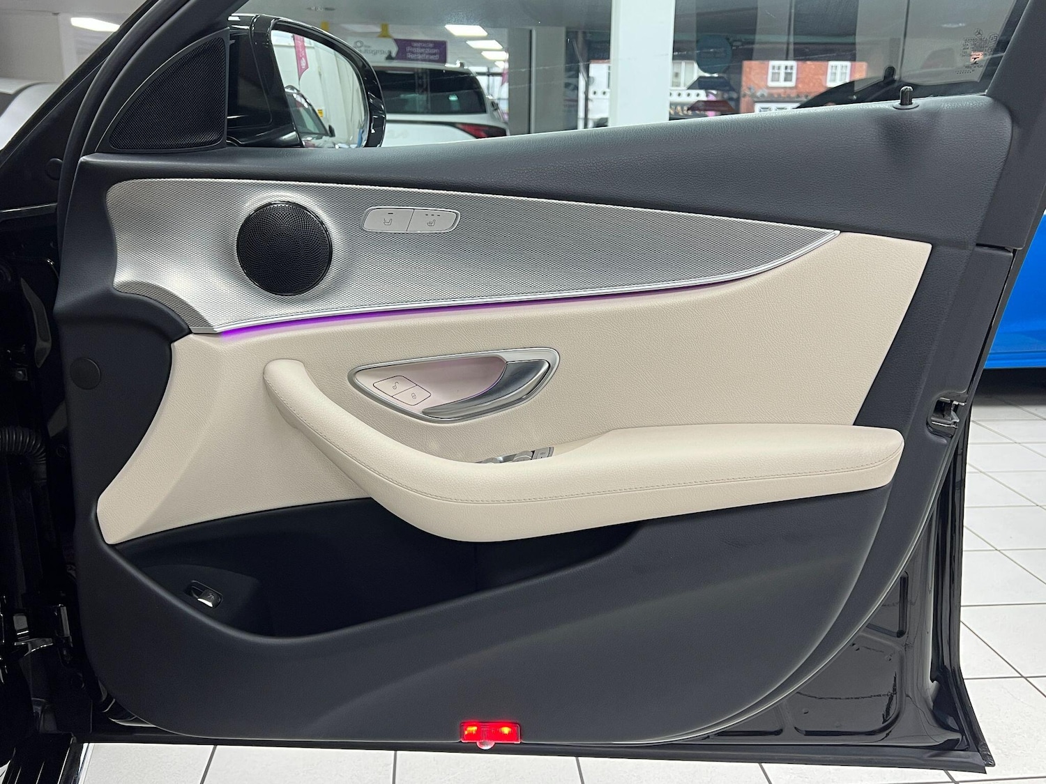 Used Mercedes-Benz E Class 2016 for sale - 77040513: Photo 38