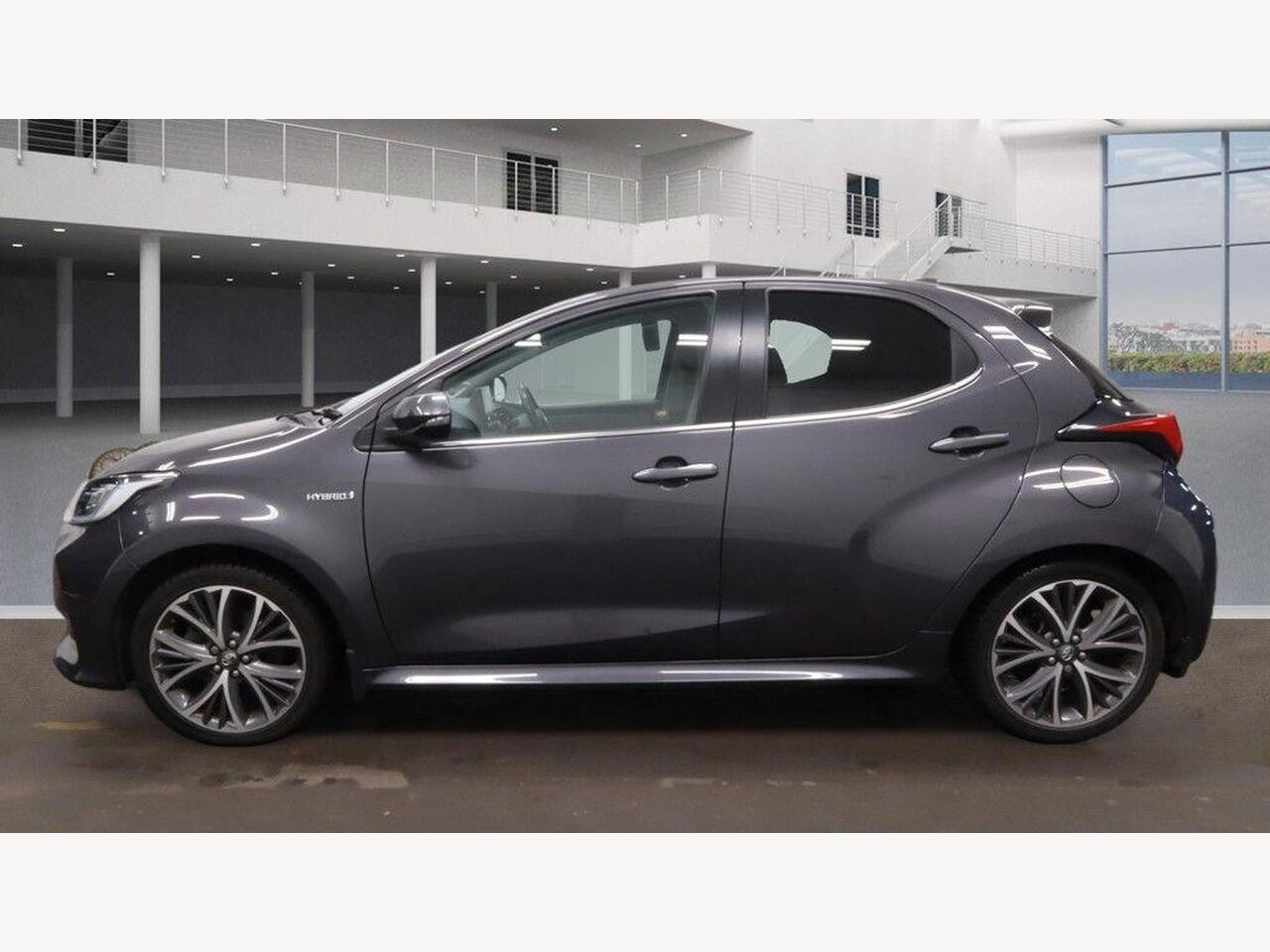 Used Toyota Yaris 2021 for sale - 77743923: Photo 4
