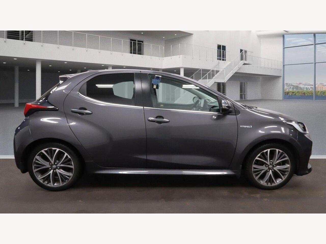 Used Toyota Yaris 2021 for sale - 77743923: Photo 5