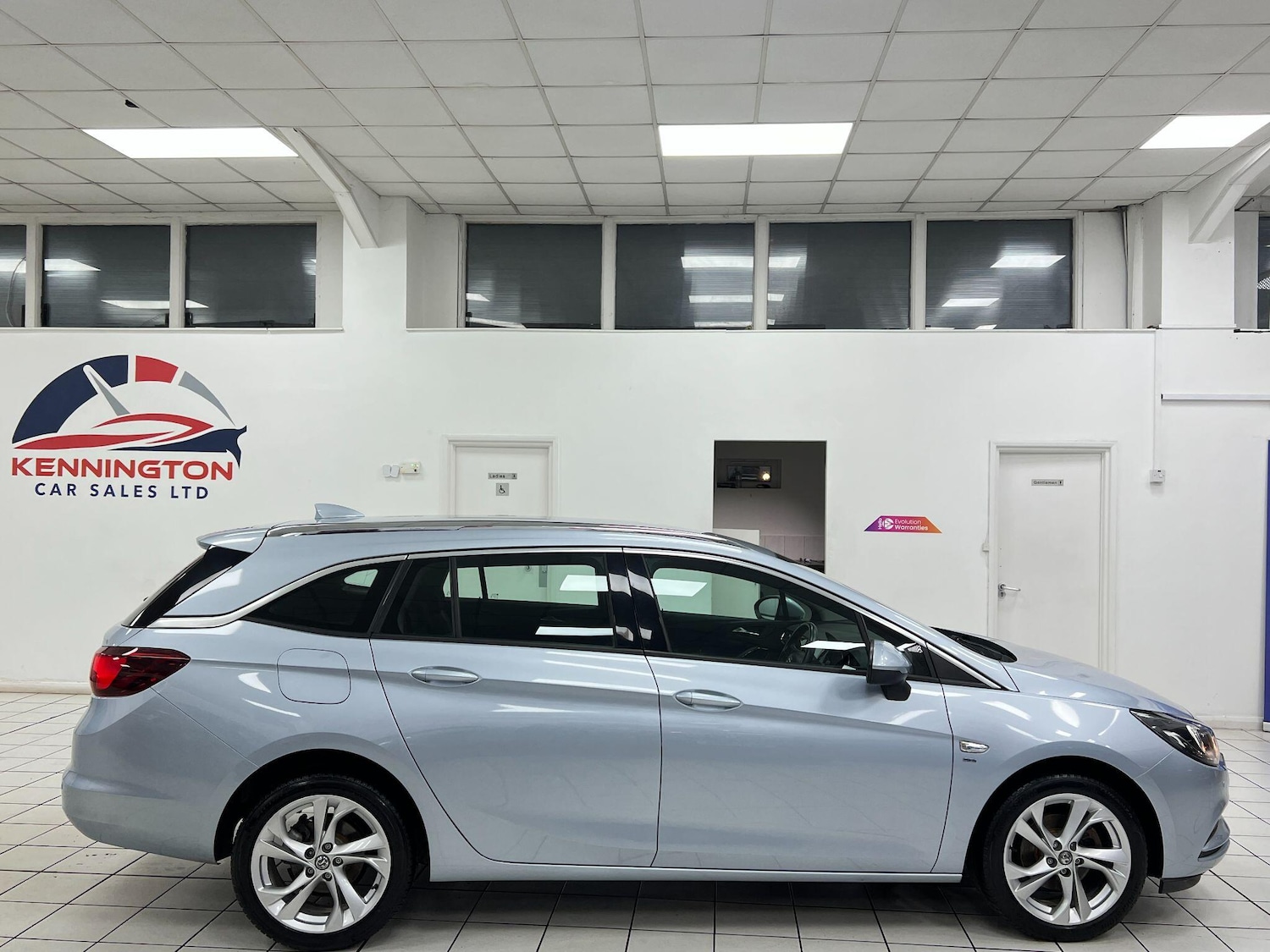 Used Vauxhall Astra 2017 for sale - 76953197: Photo 15