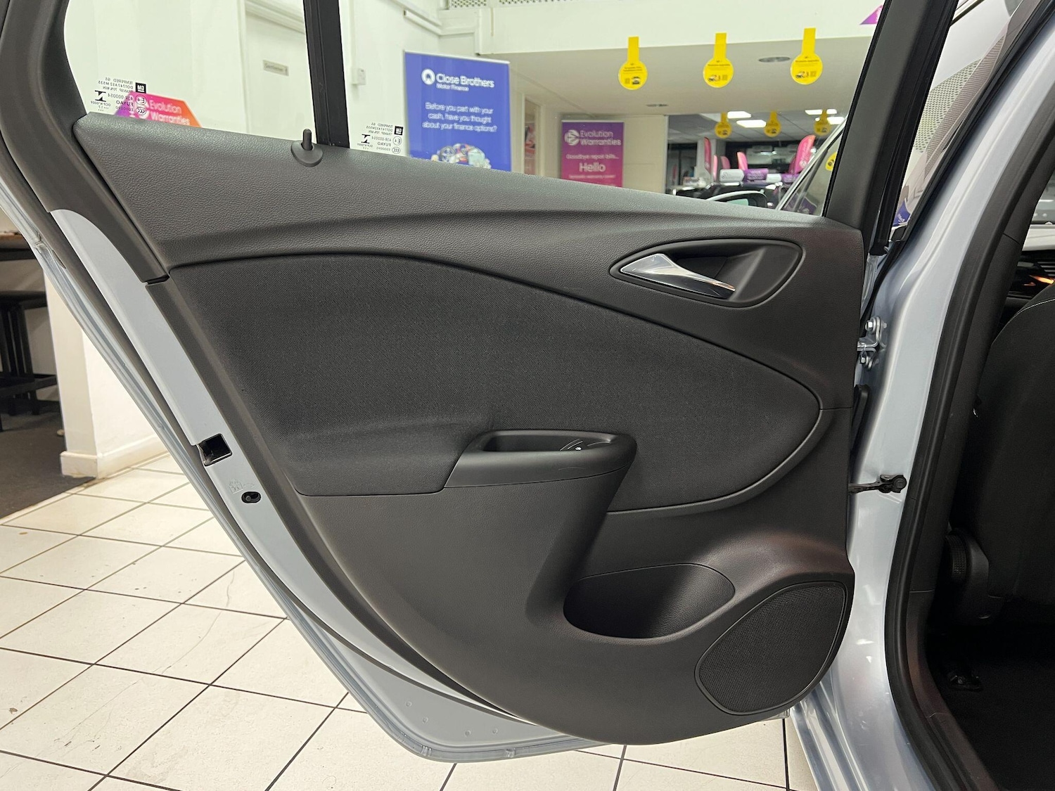 Used Vauxhall Astra 2017 for sale - 76953197: Photo 33