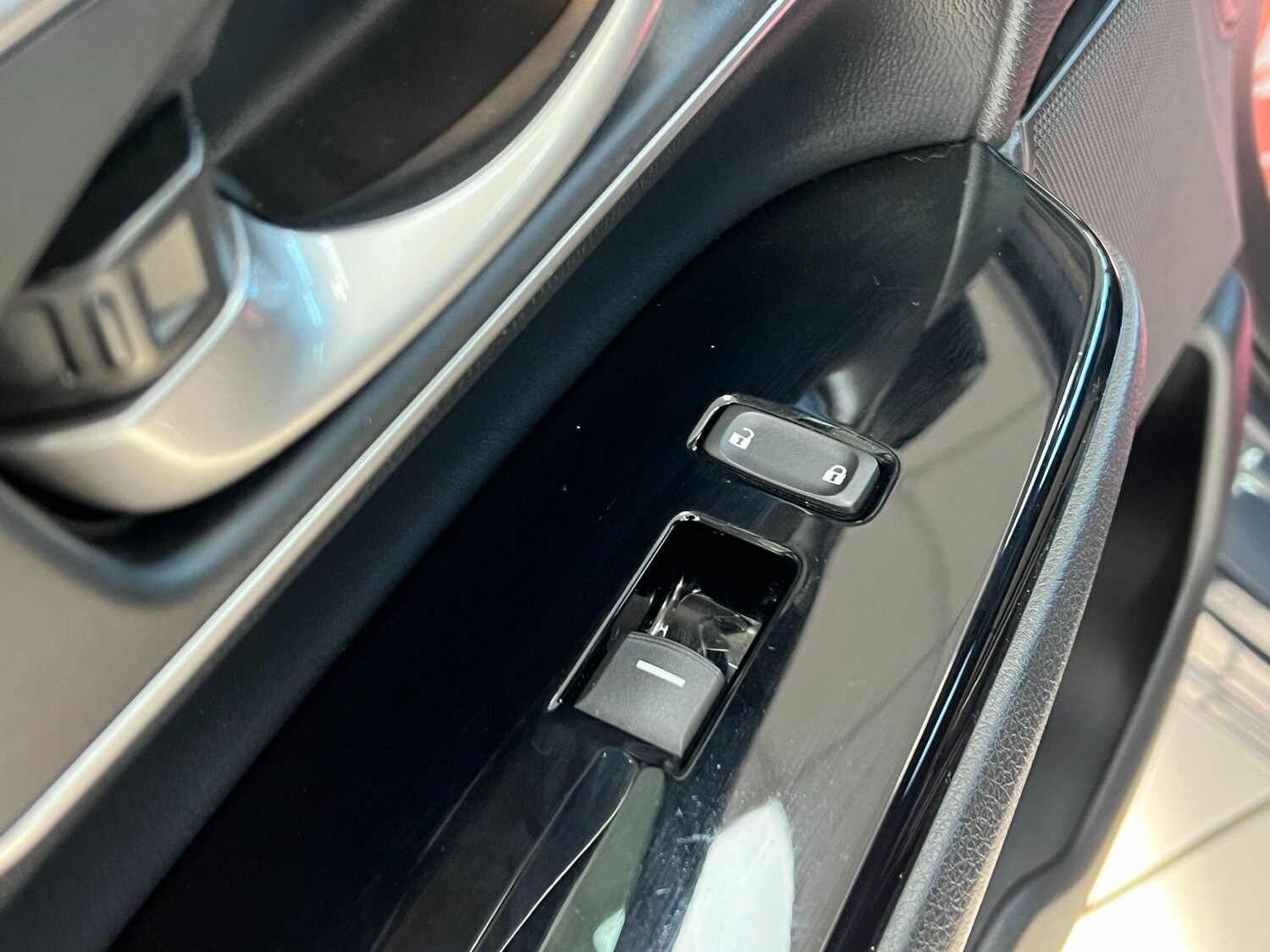 Used Honda CR-V 2018 for sale - 76898324: Photo 22