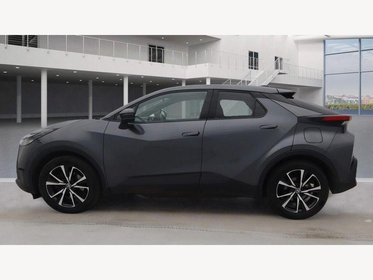 Used Toyota C-HR 2024 for sale - 77743919: Photo 7