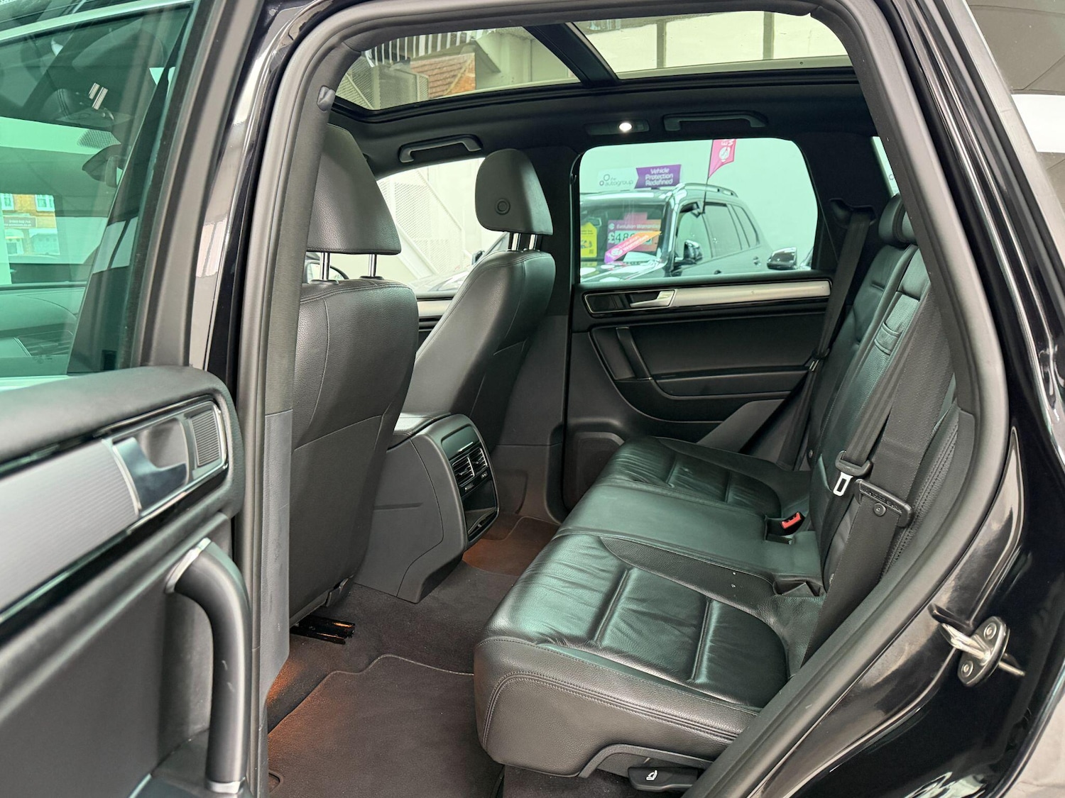 Used Volkswagen Touareg 2015 for sale - 77612493: Photo 20