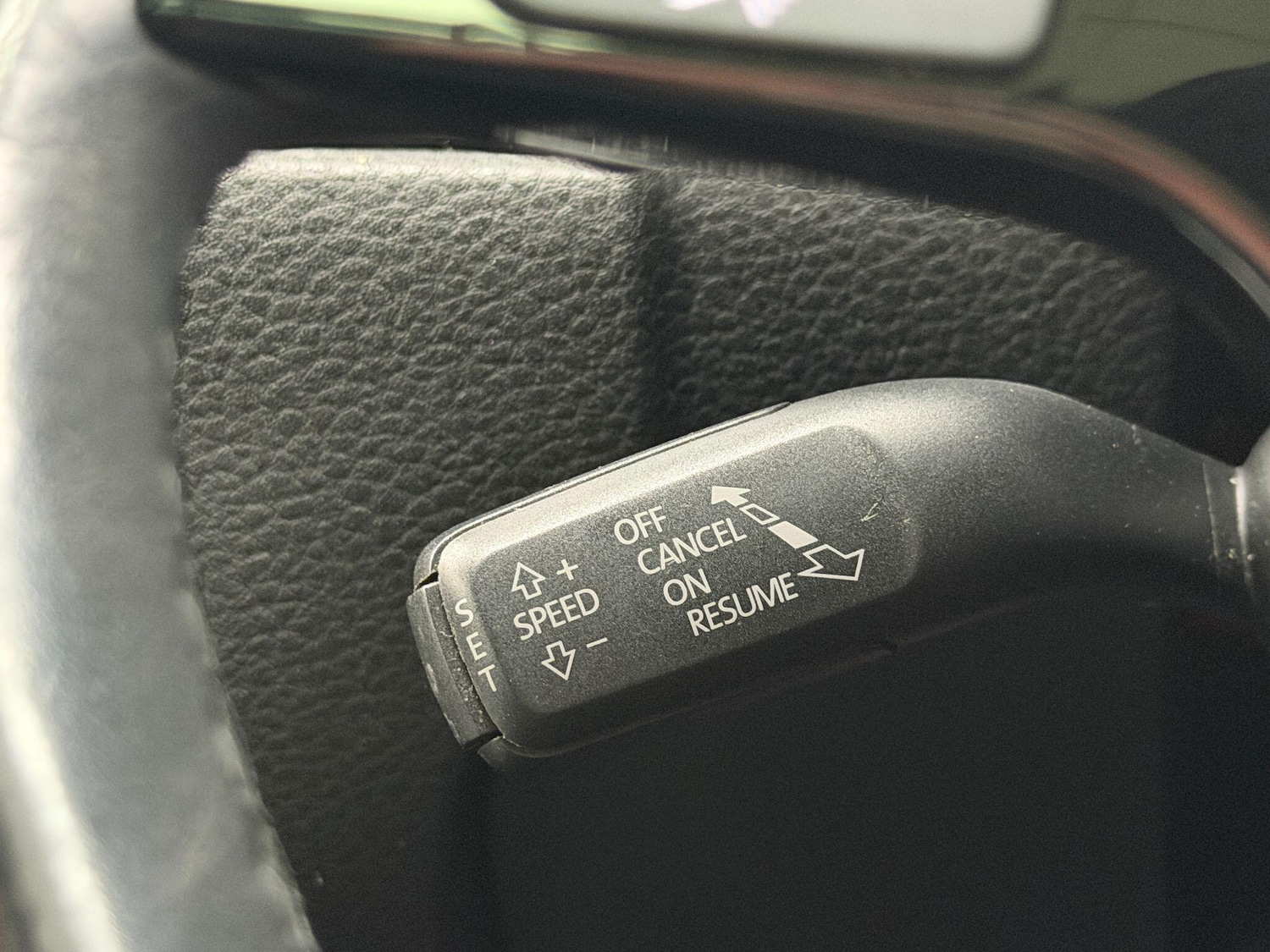 Used Volkswagen Touareg 2015 for sale - 77612493: Photo 30