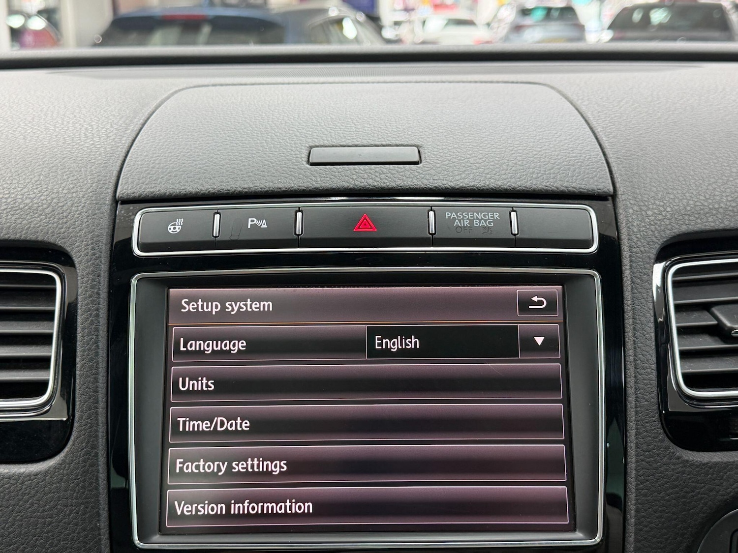 Used Volkswagen Touareg 2015 for sale - 77612493: Photo 55