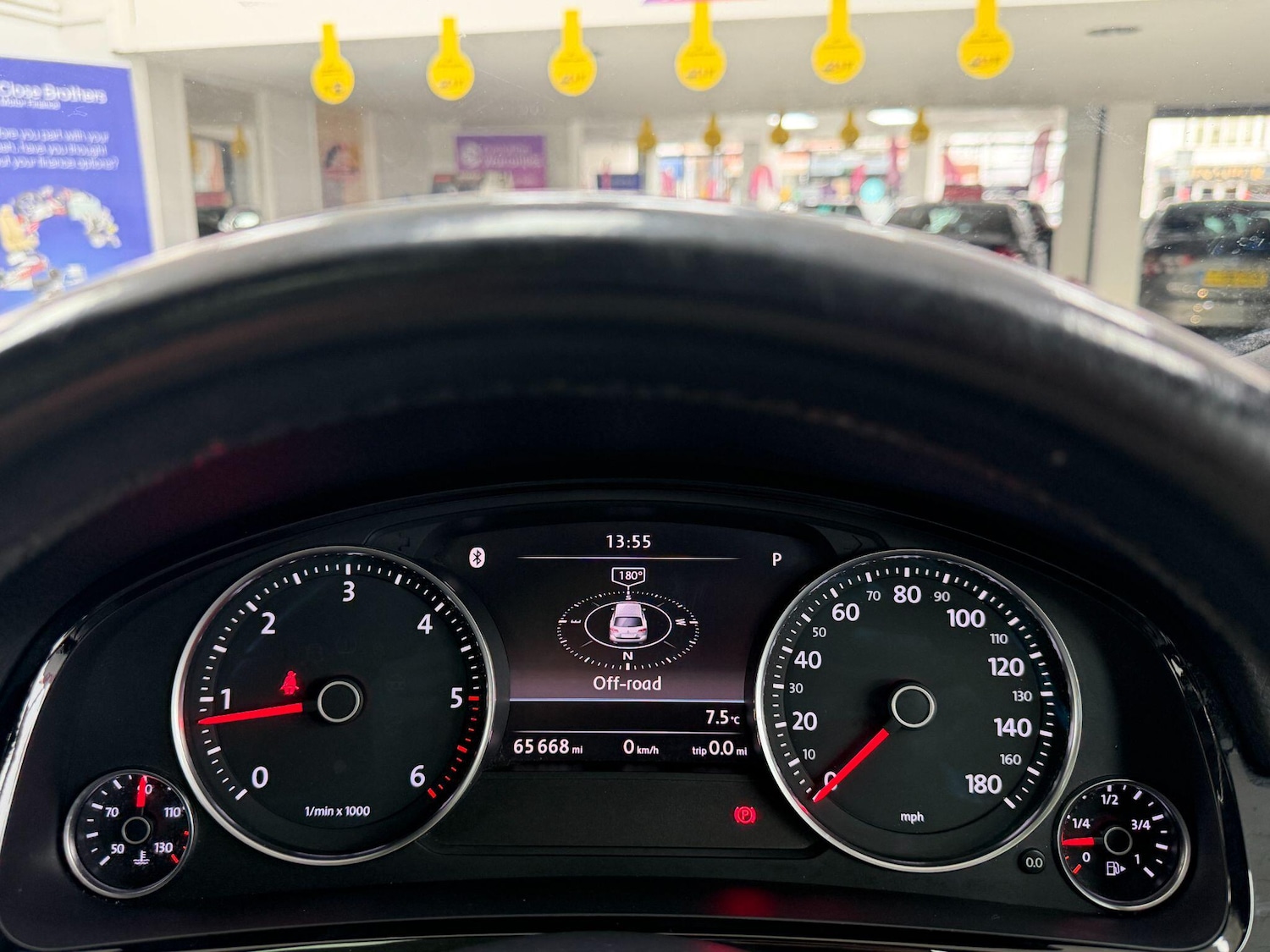 Used Volkswagen Touareg 2015 for sale - 77612493: Photo 59