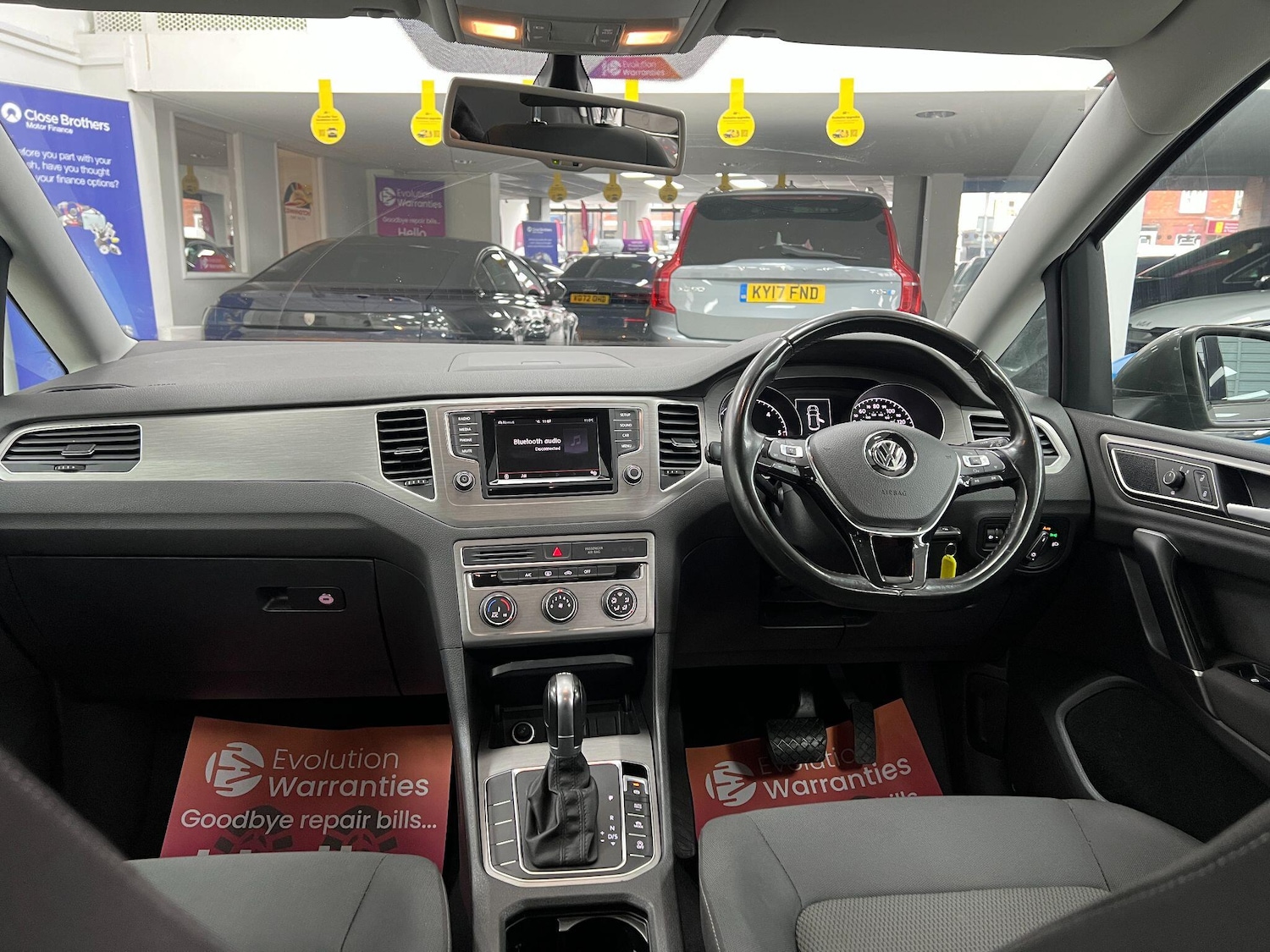 Used Volkswagen Golf SV 2015 for sale - 76926572: Photo 2