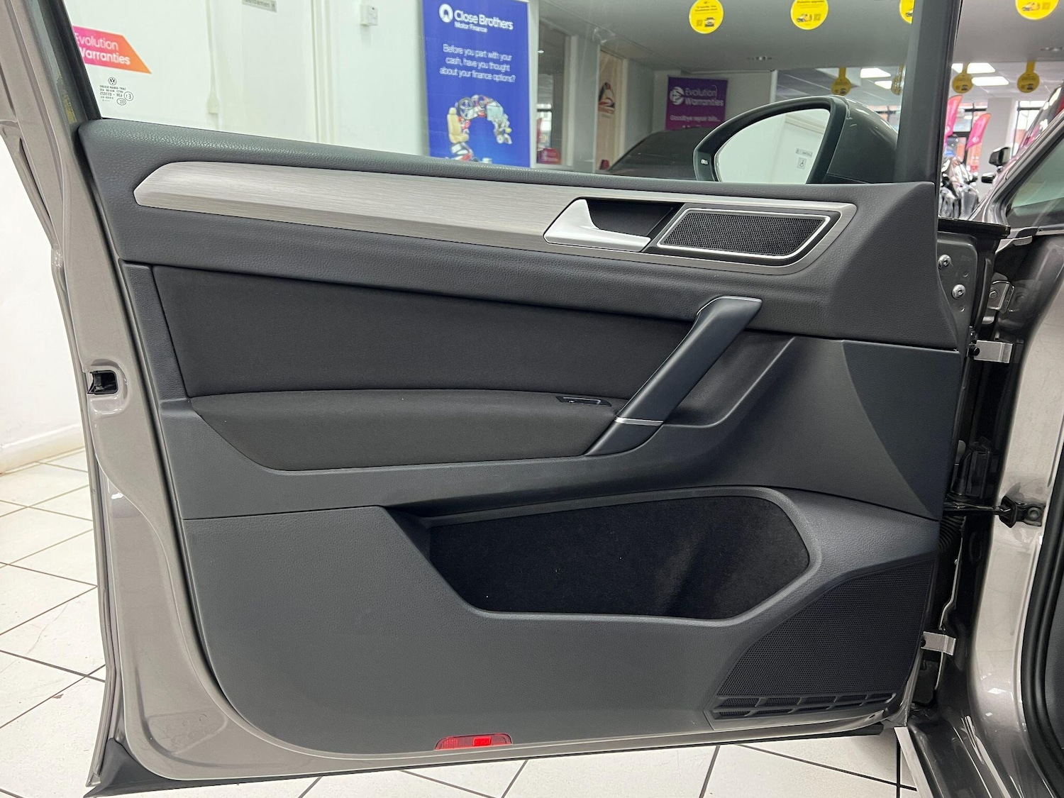 Used Volkswagen Golf SV 2015 for sale - 76926572: Photo 27