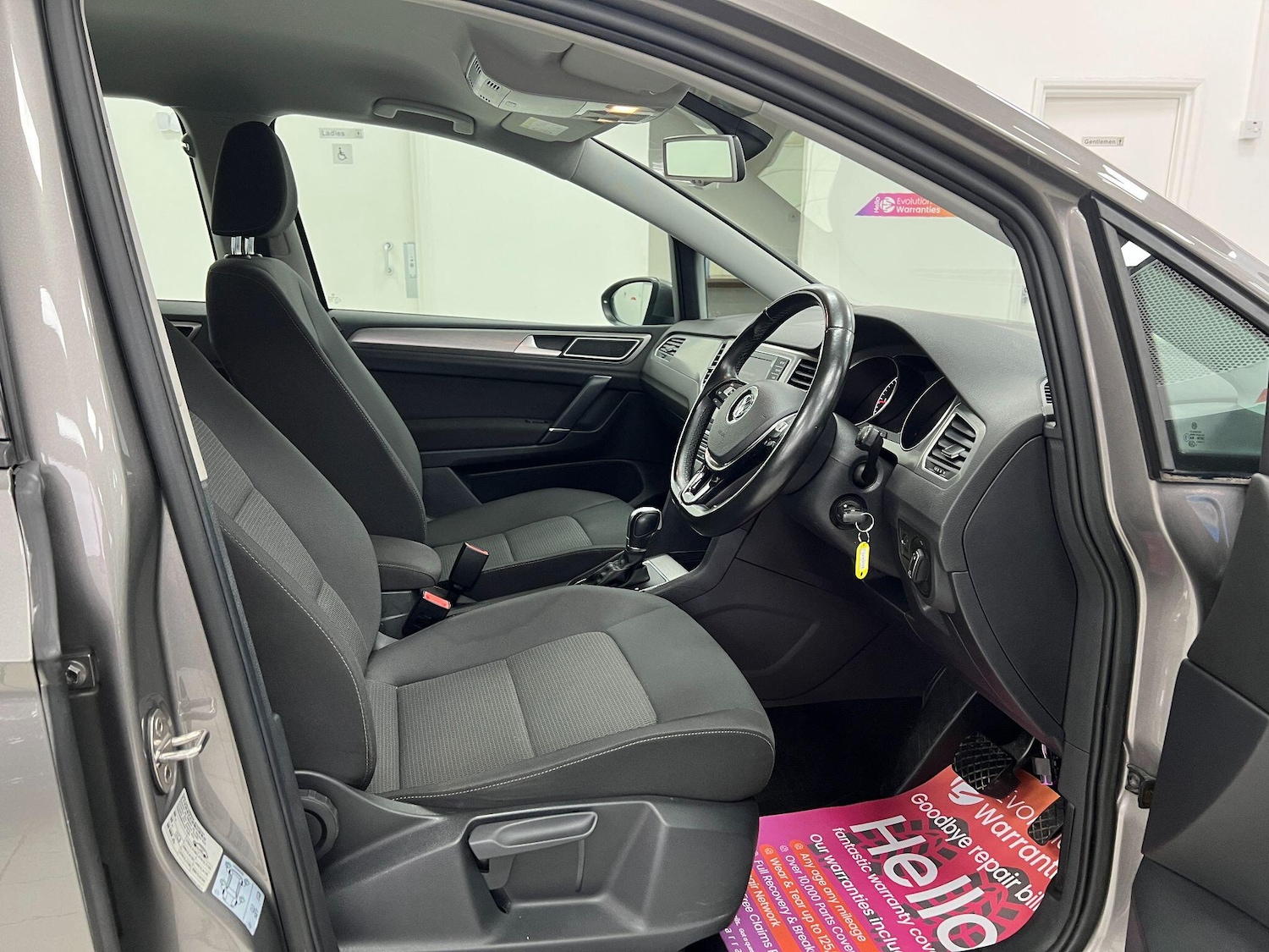 Used Volkswagen Golf SV 2015 for sale - 76926572: Photo 3