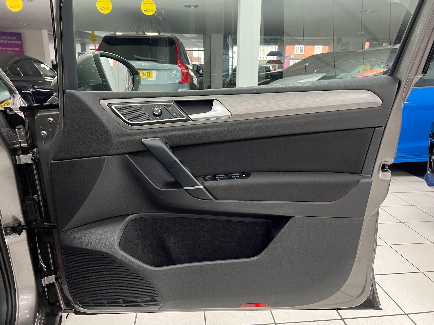 Used Volkswagen Golf SV 2015 for sale - 76926572: Photo 30