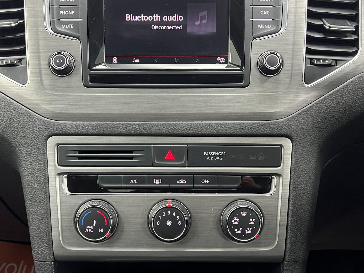 Used Volkswagen Golf SV 2015 for sale - 76926572: Photo 4