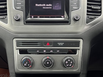 Used Volkswagen Golf SV 2015 for sale - 76926572: Photo